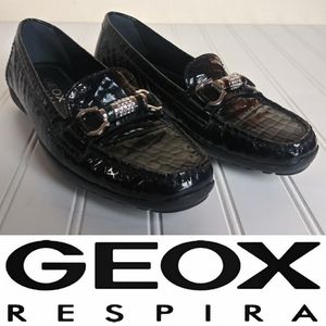 Geox Respira Black Flats EU 37.5/ US 7.5